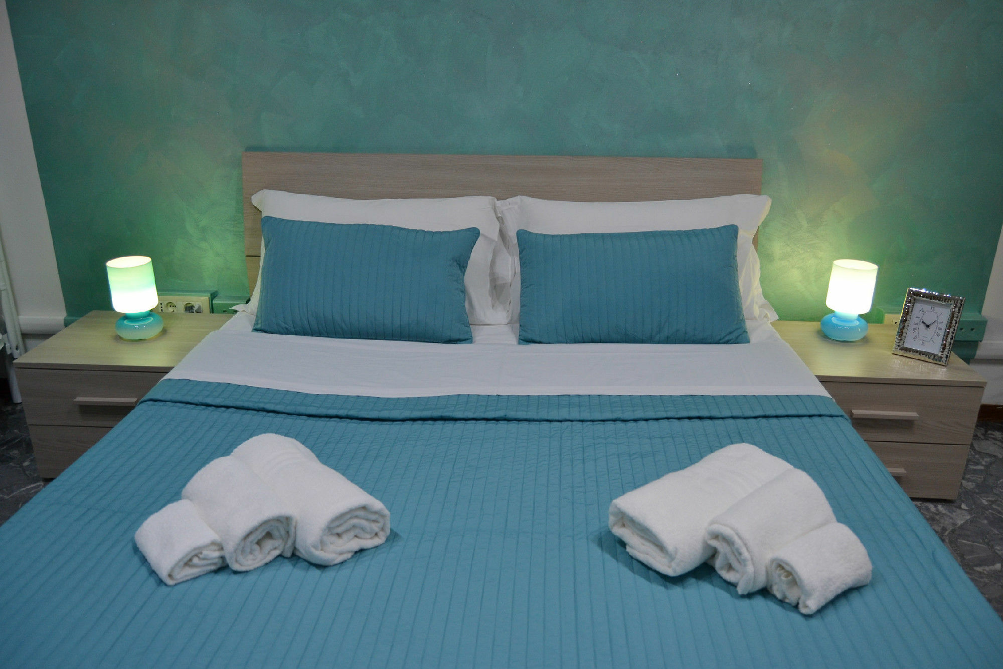 Maxim Rooms โรม ภายนอก รูปภาพ